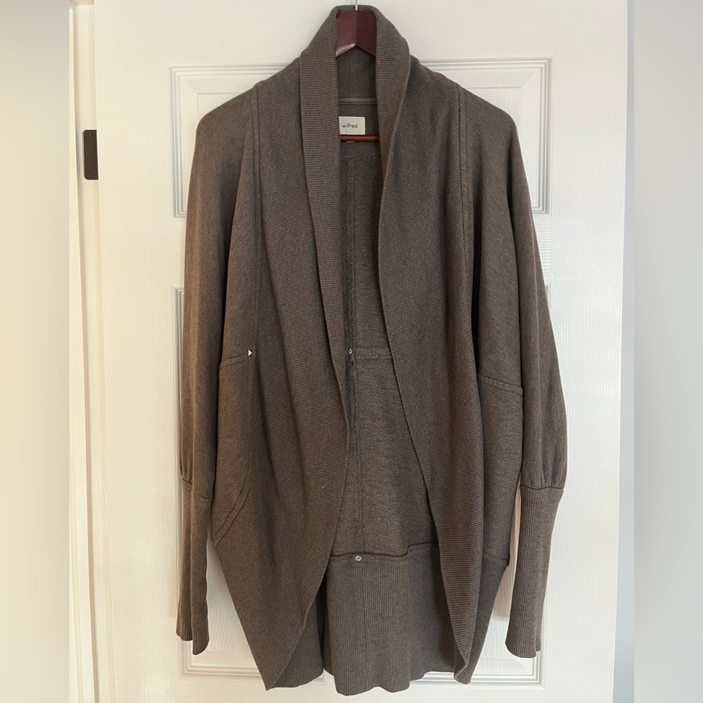 Wilfred sweater